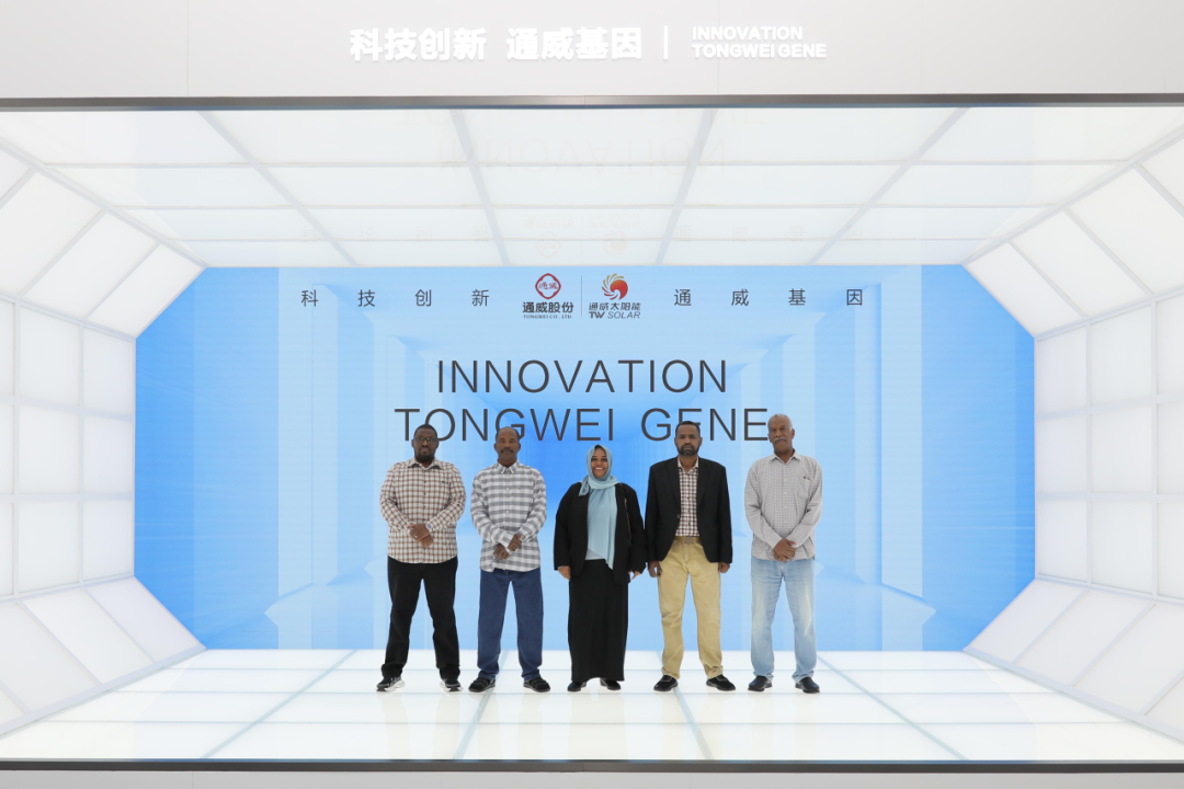 88e1d5cb718198beff654d267d28dba0.png 88e1d5cb718198beff654d267d28dba0.png